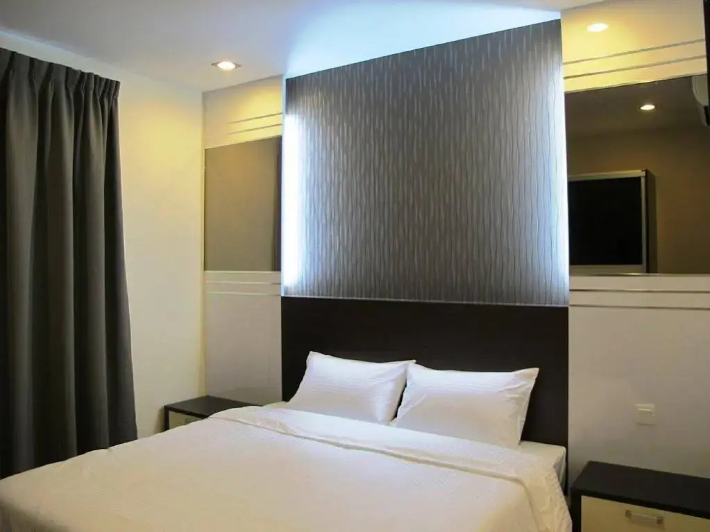 Borneo Holiday Homes Serviced Apartment @ 1Borneo Tower B