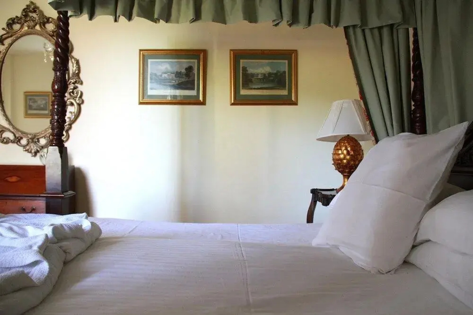 Chateau Le Mas De Montet