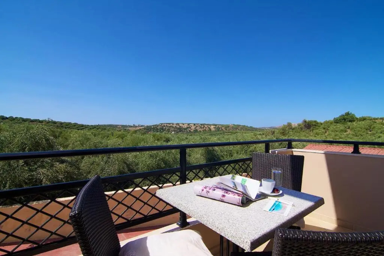 Eva & Dimitrios Villas, By ThinkVilla