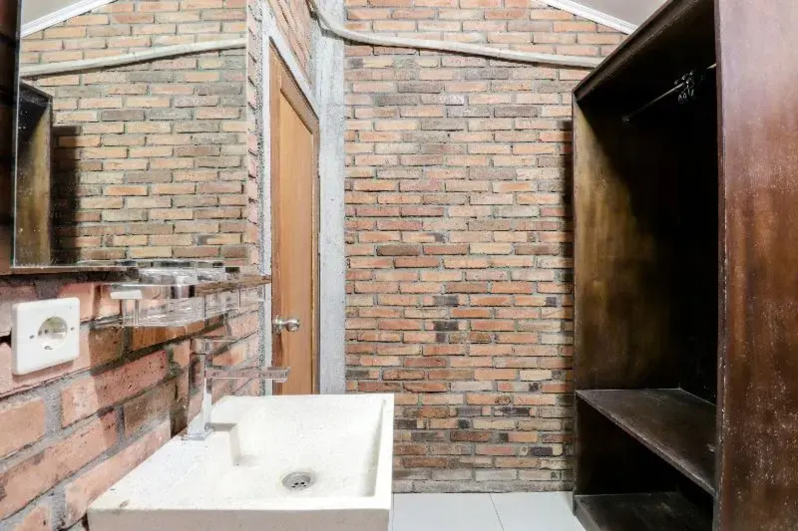 Balkondes Kenalan by ZUZU