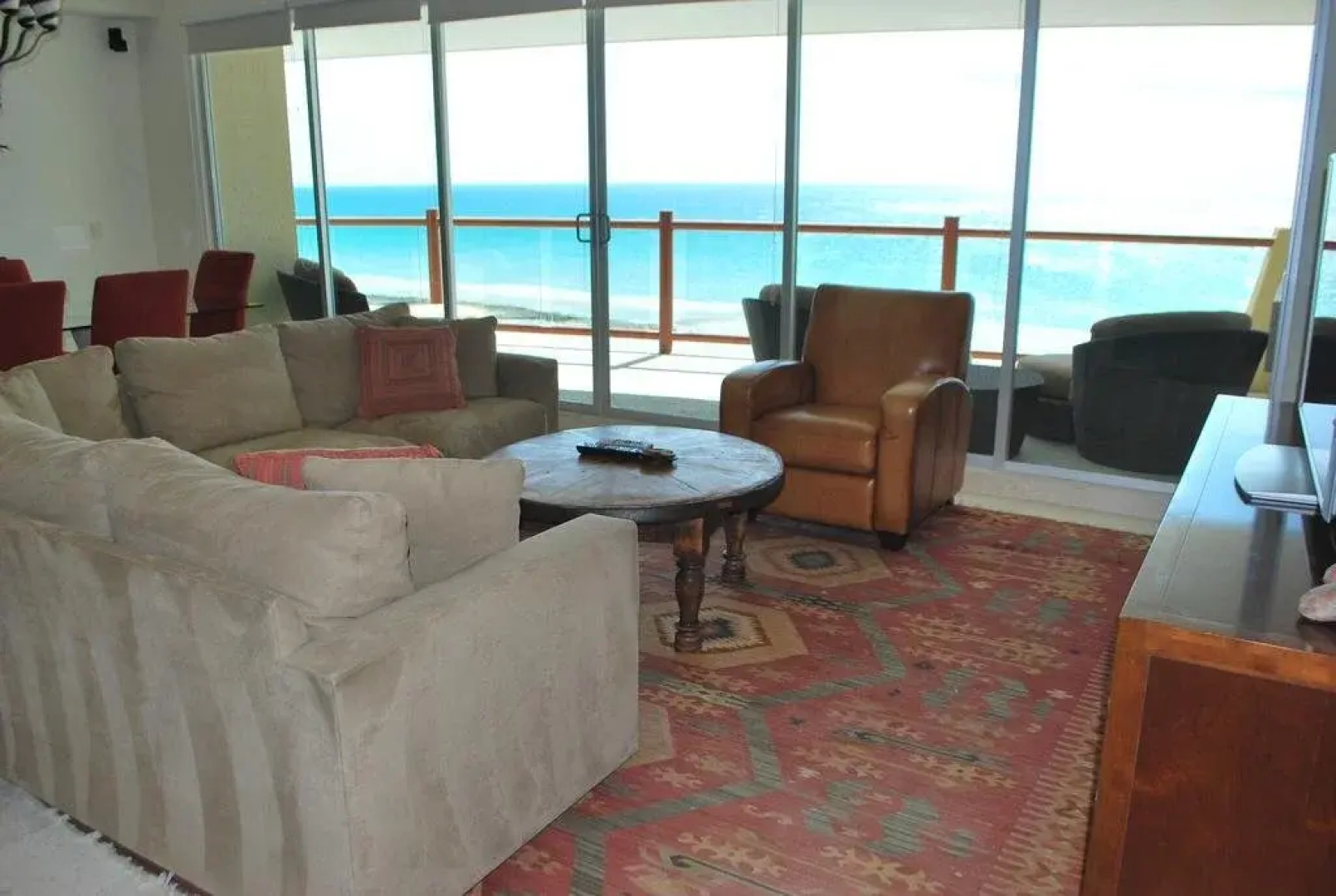 Encanto Living by Kivoya