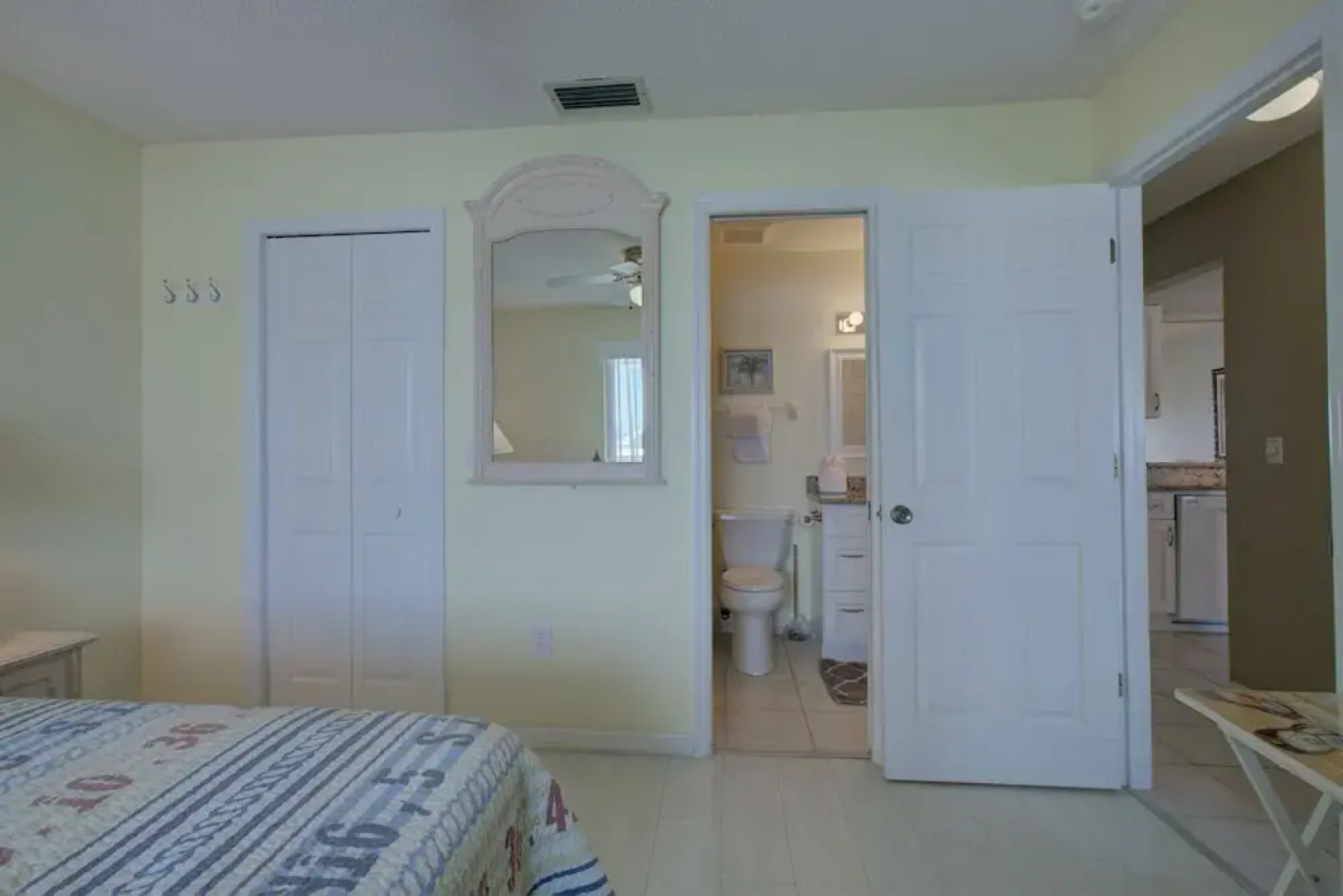 Beach Sands A 203 by Anna Maria