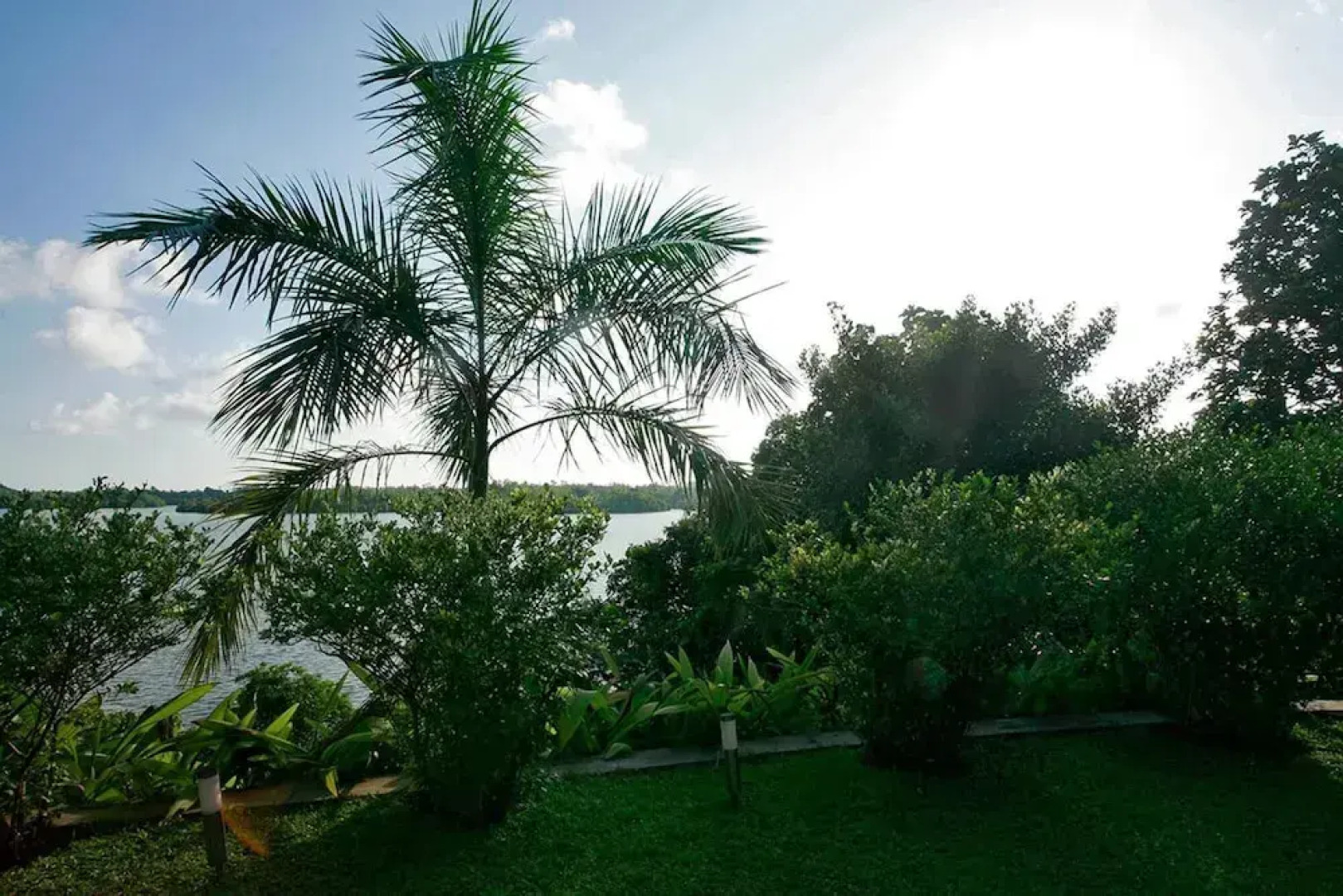 Elevated Villa Overlooking Tranquil Koggala Lake