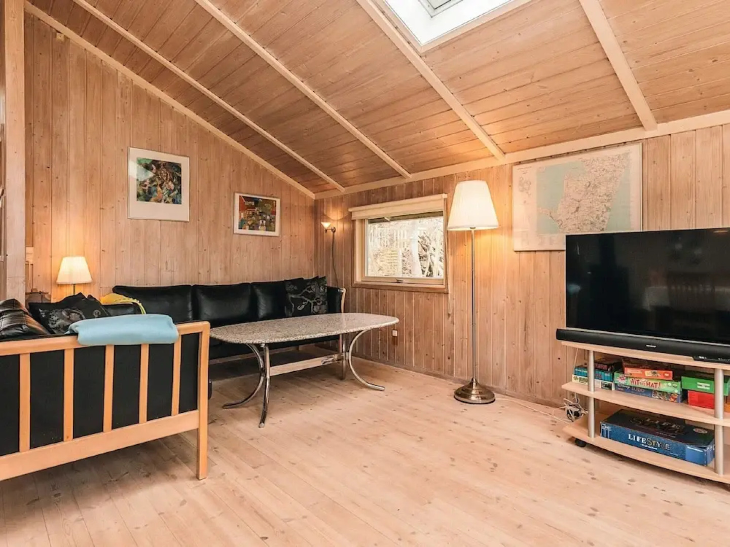 Graceful Holiday Home in Humble near Sea