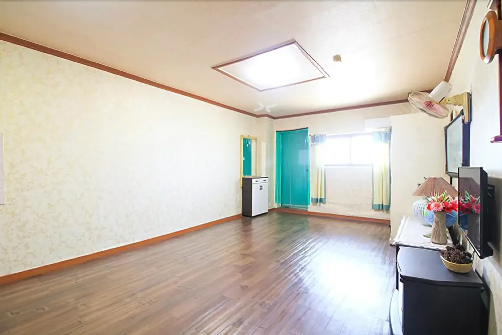 Taean Gat Ford Pension