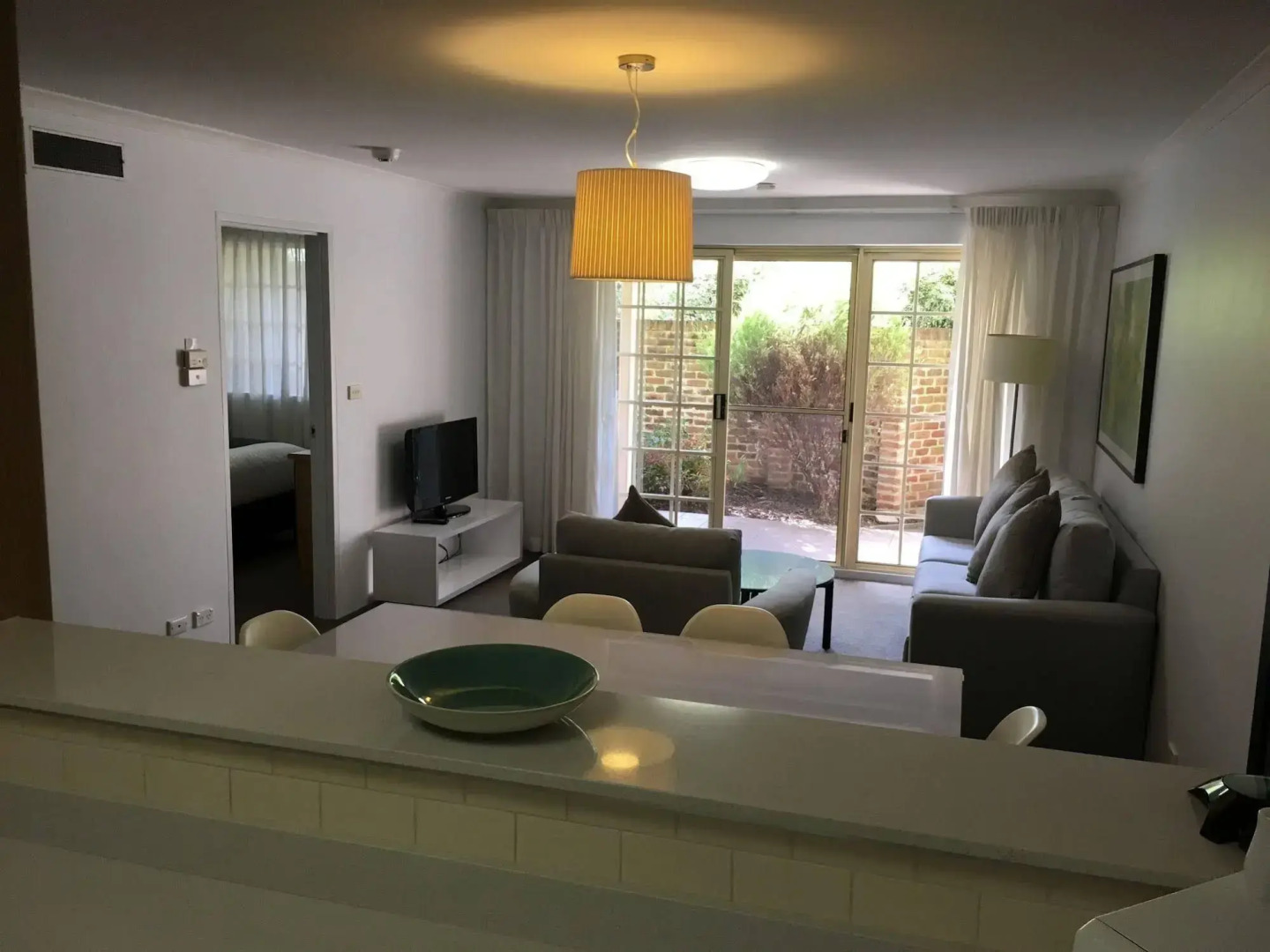 Oxley Court Serviced Apartments