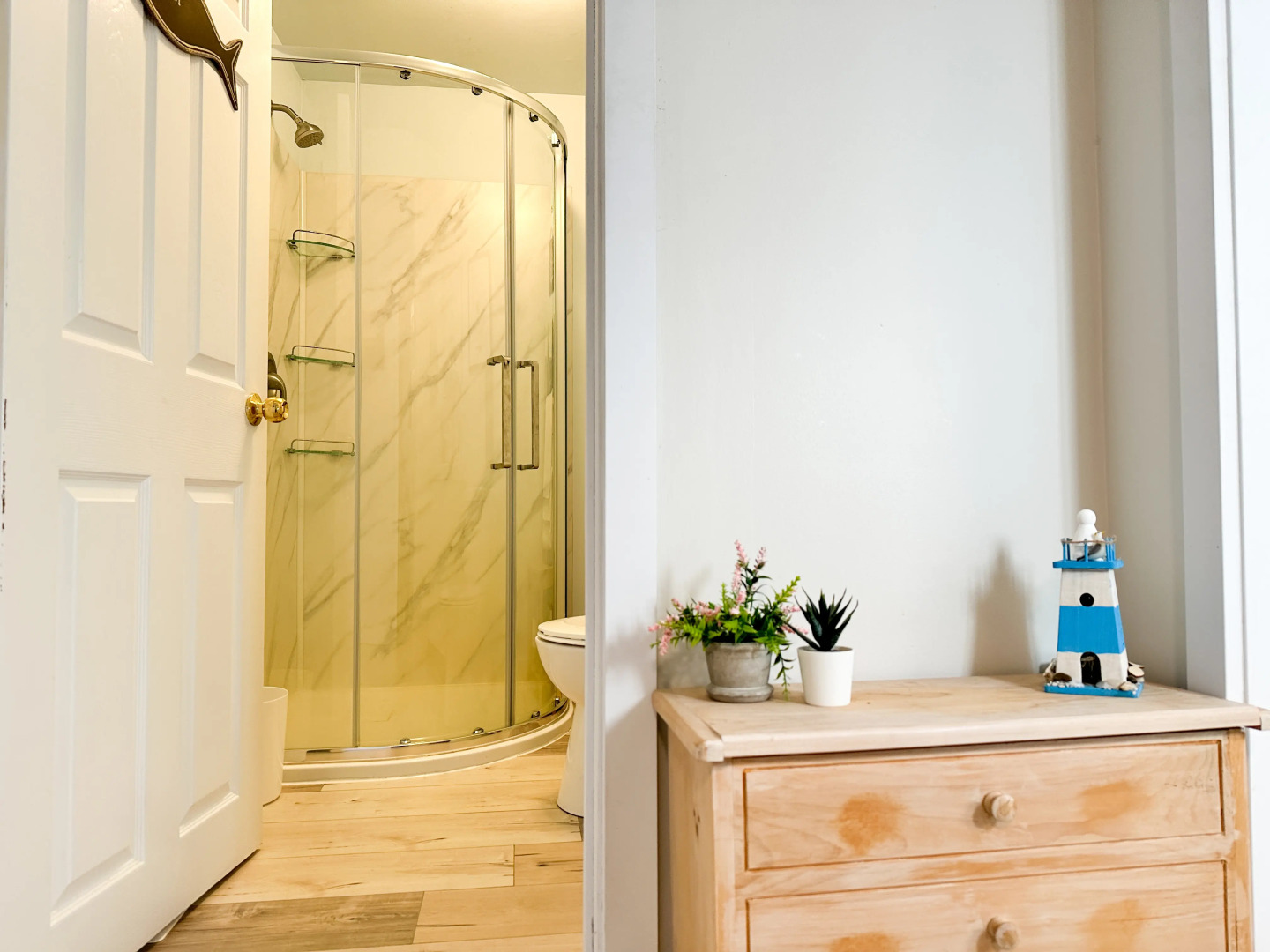 Peaceful Lily Pad Cottage in Hubbards