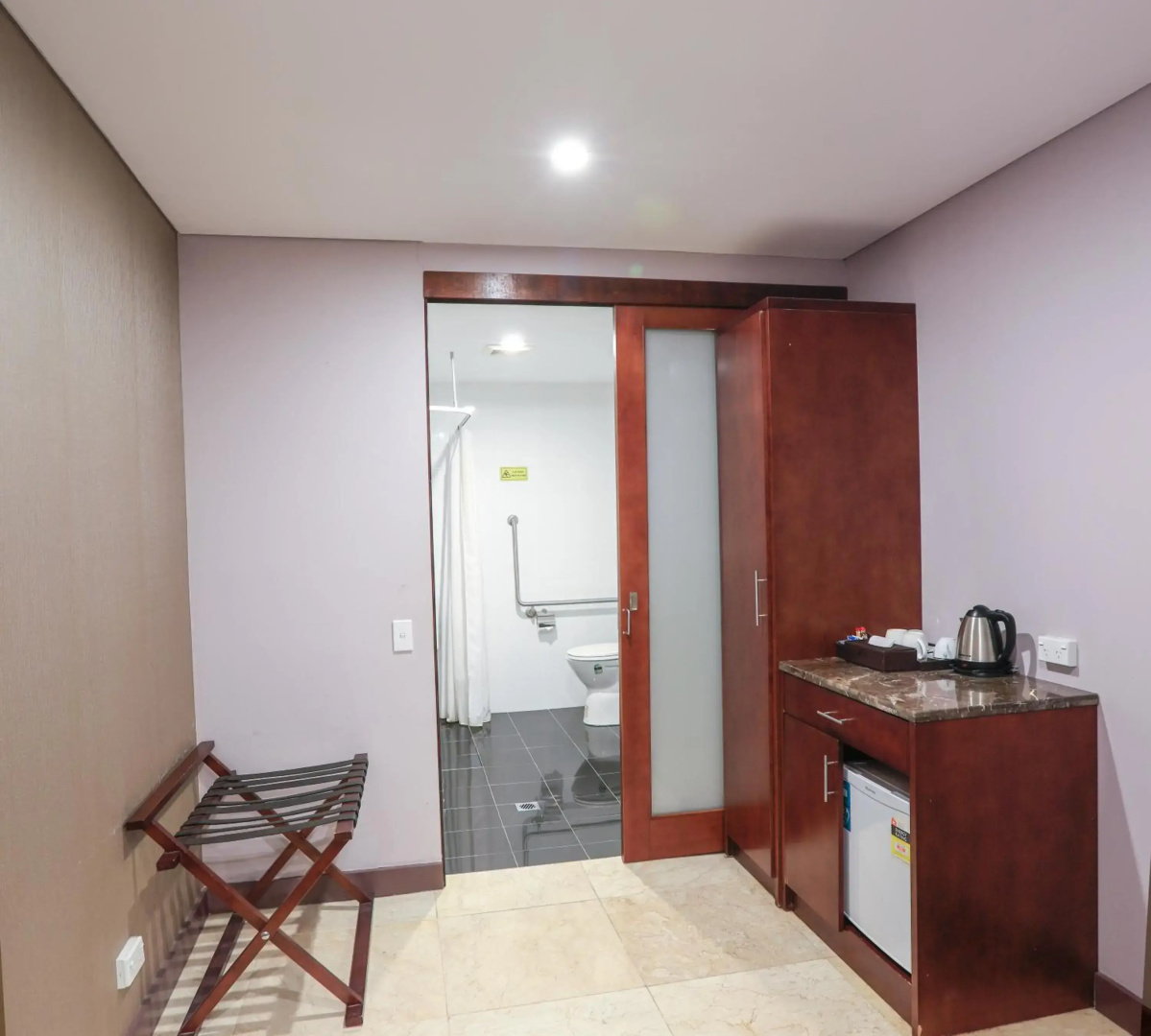 Megaboom City Hotel