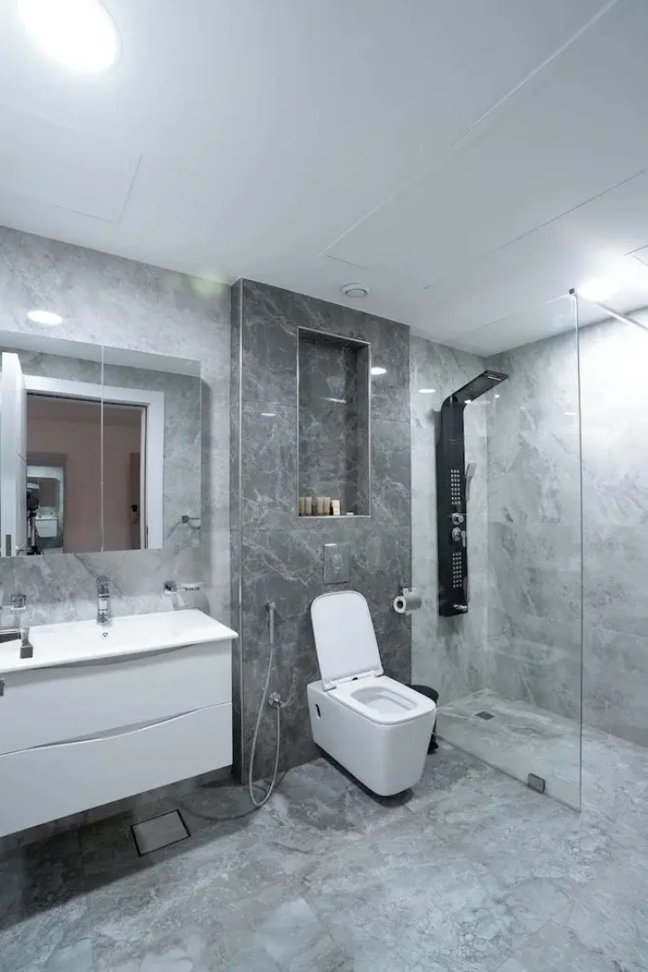 Plaza Athenee Hotel Kuwait