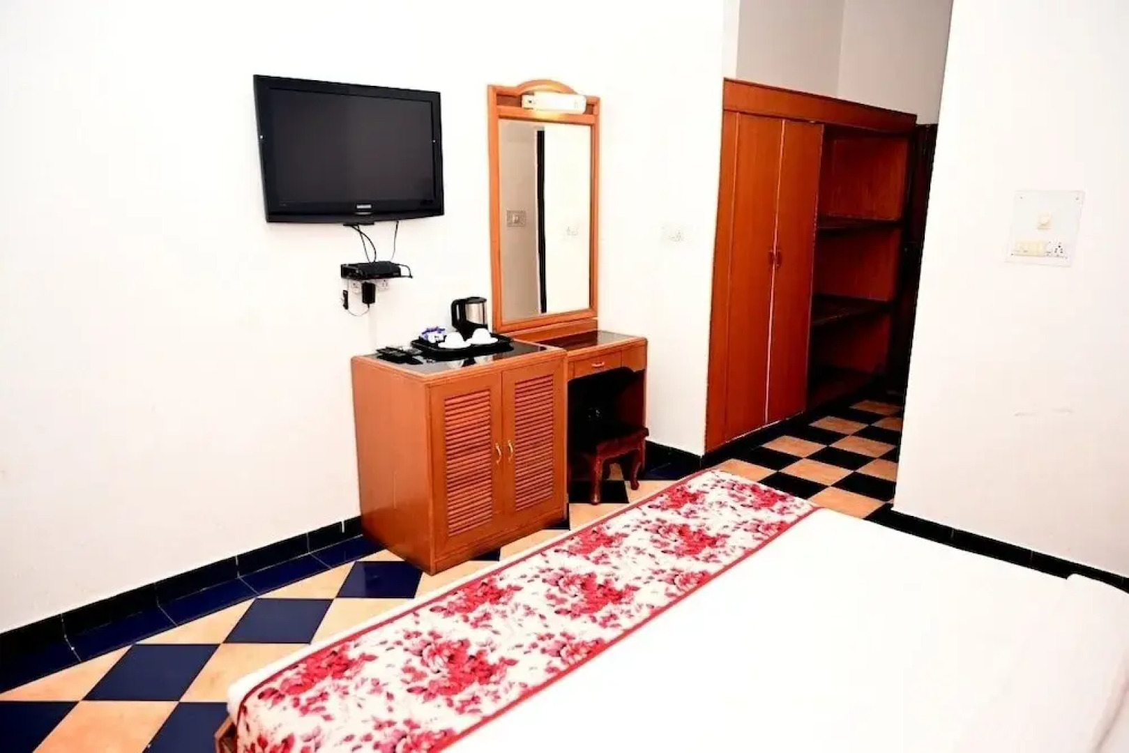 Hotel Hemkunth
