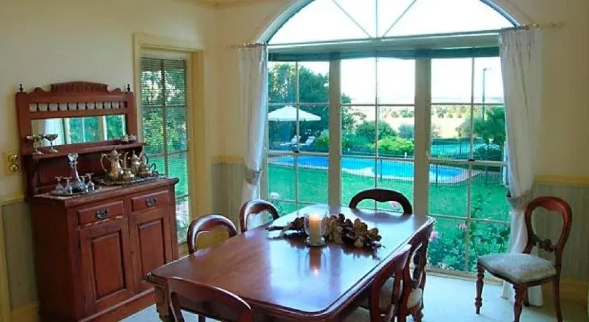 Pericoe Retreat Bed & Breakfast