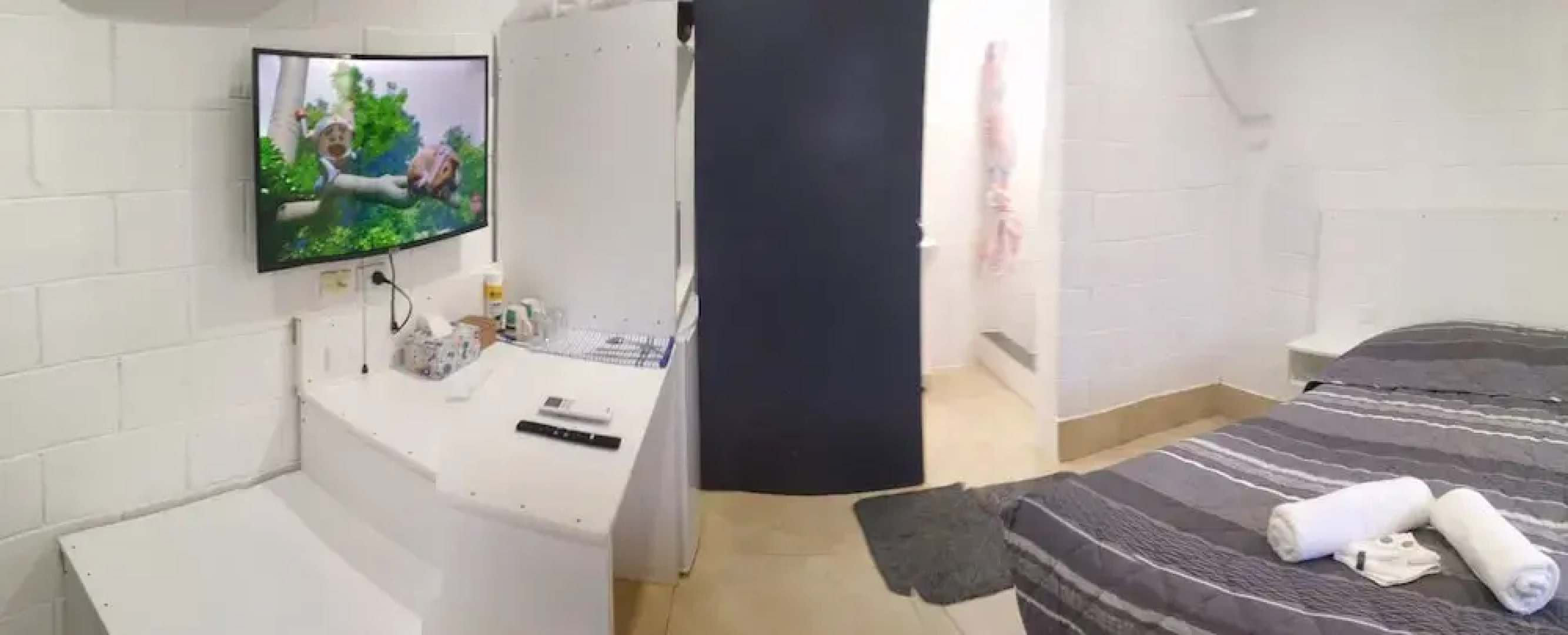 The Oxford Hotel Motel