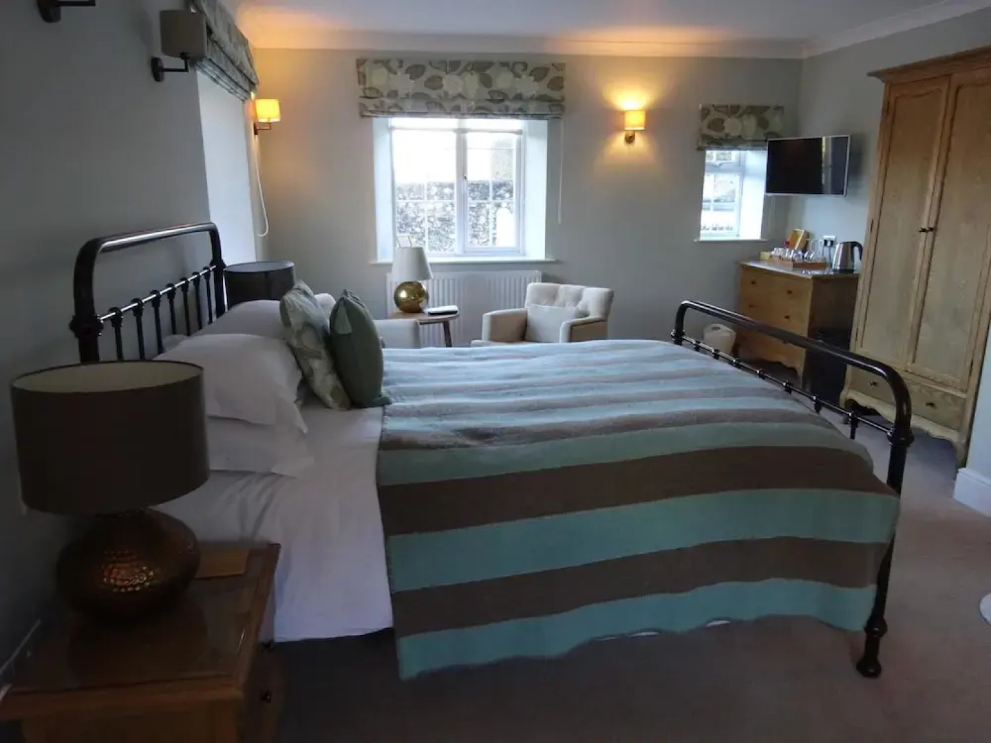 Yeoman's Acre Bed & Breakfast