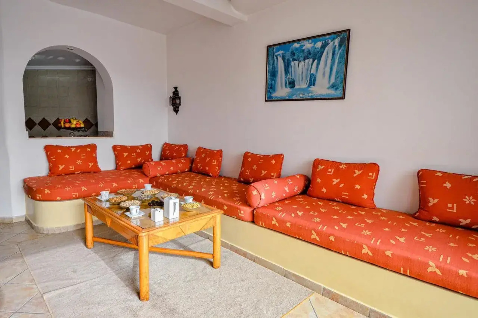 Intouriste Hôtel & Suites