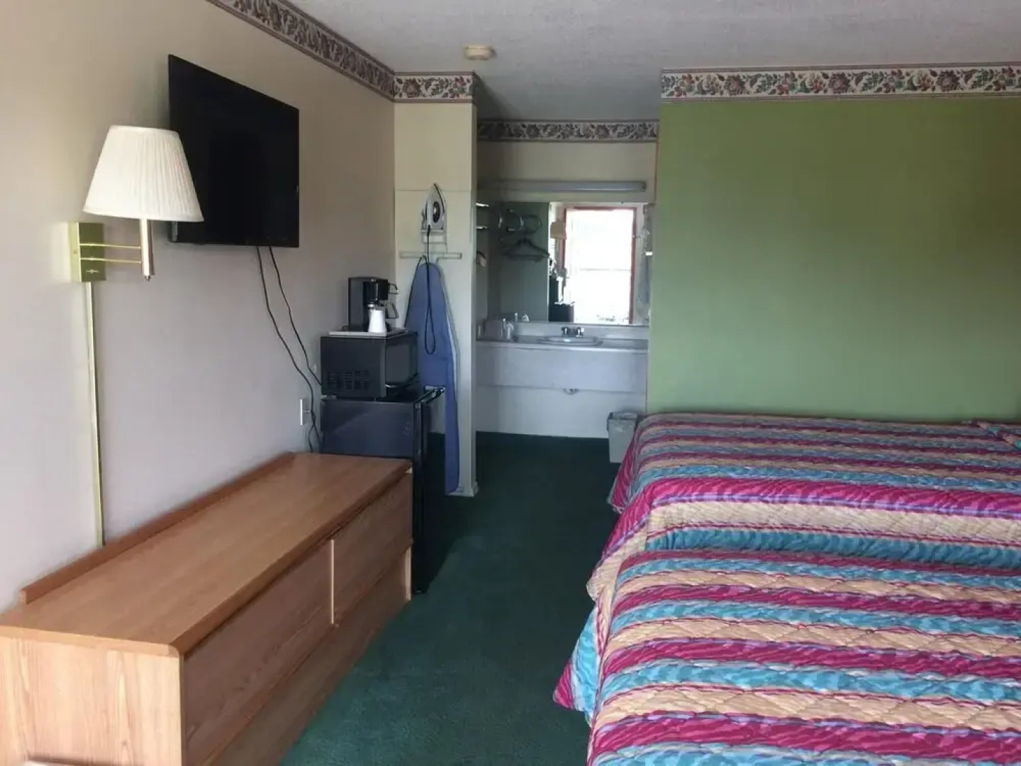 Western Motel of Camilla