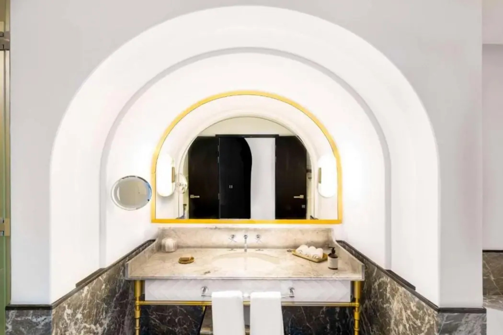 Fairmont Hotel La Marina Rabat Sale