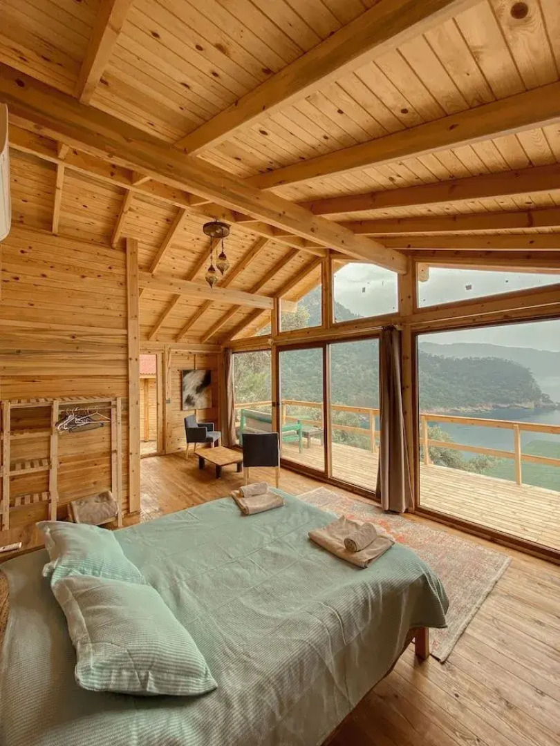 Shambala Lodge Hotel