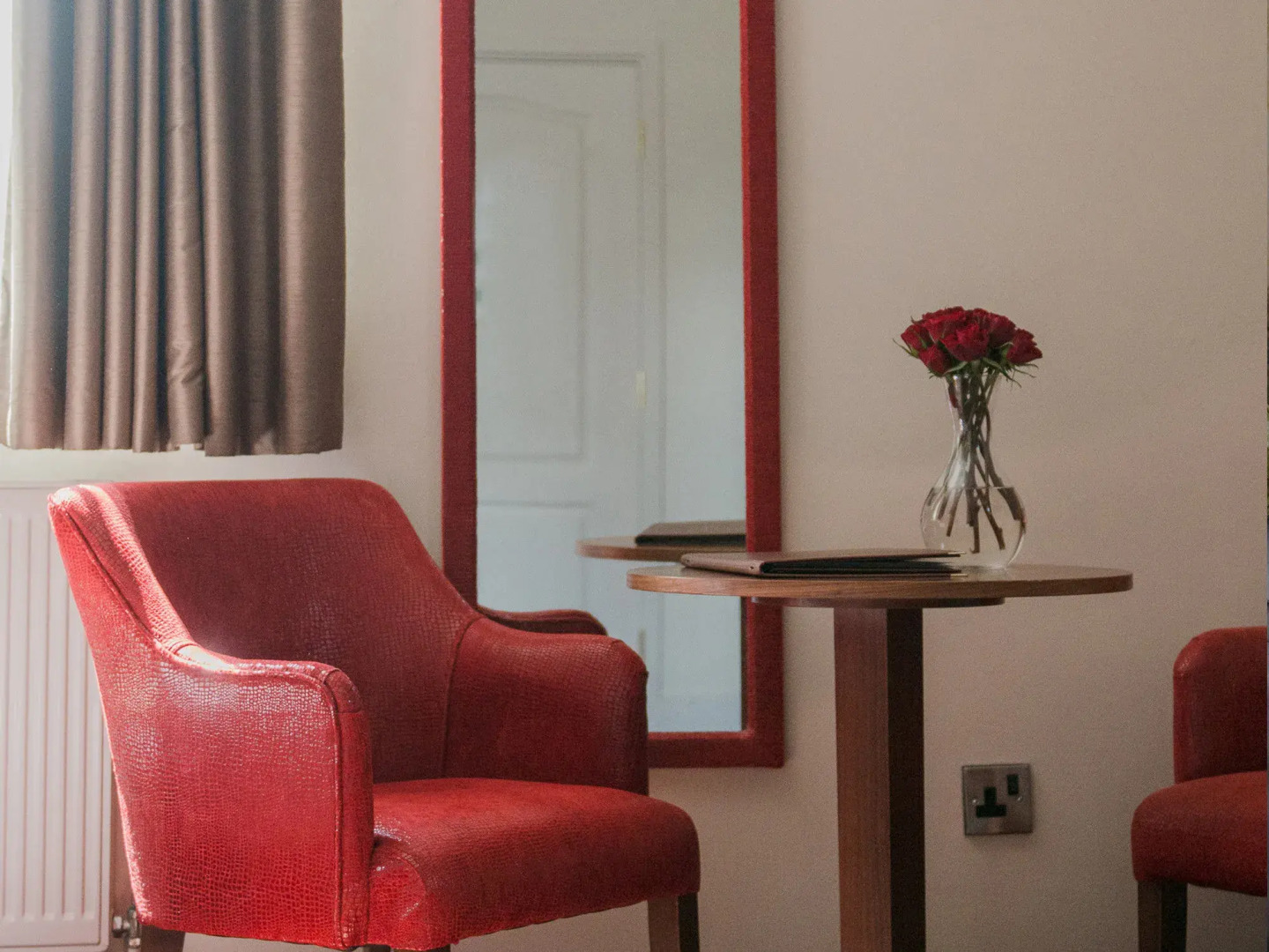 Отель Oaklands Hall