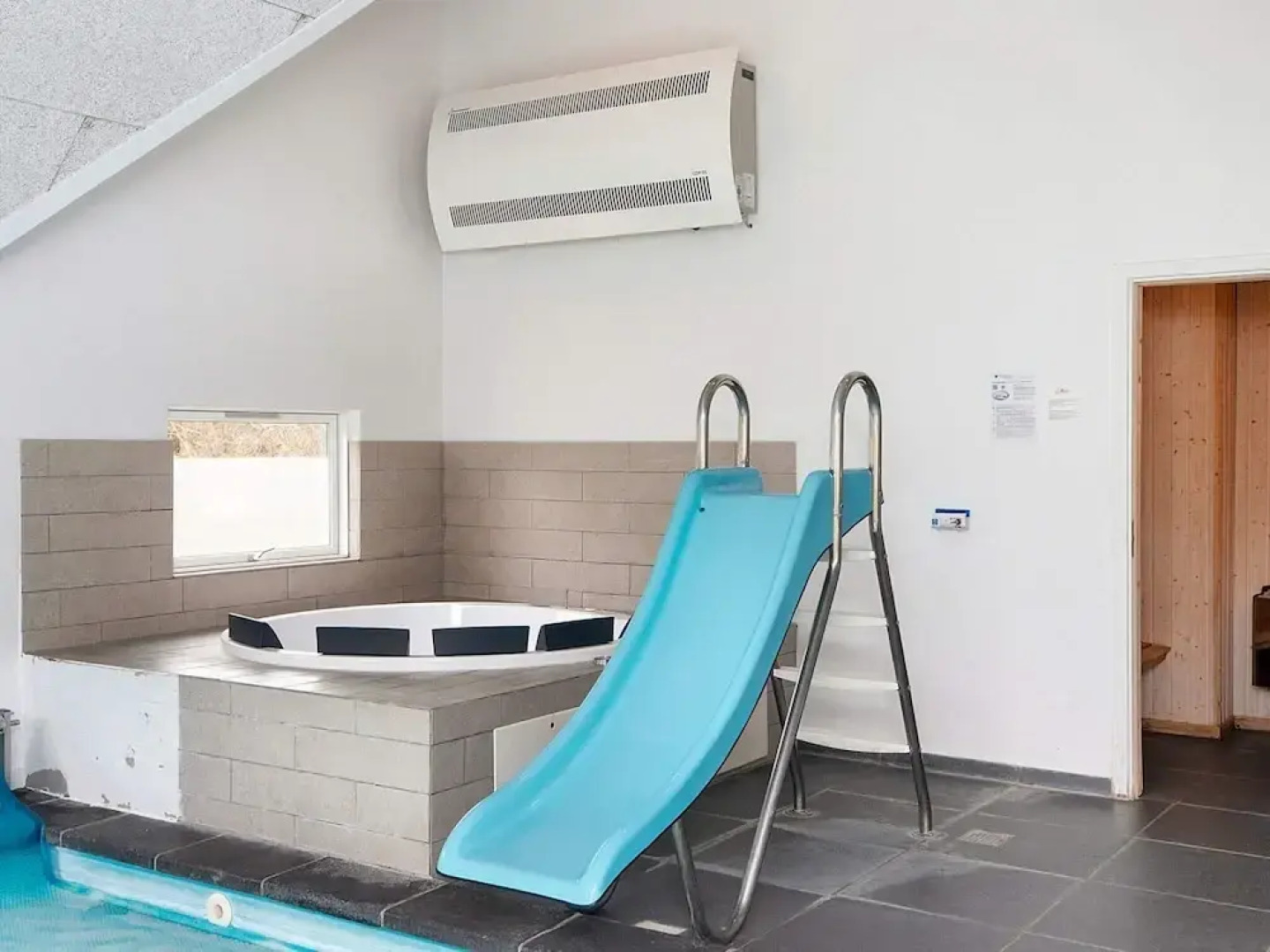 20 Person Holiday Home in Romo