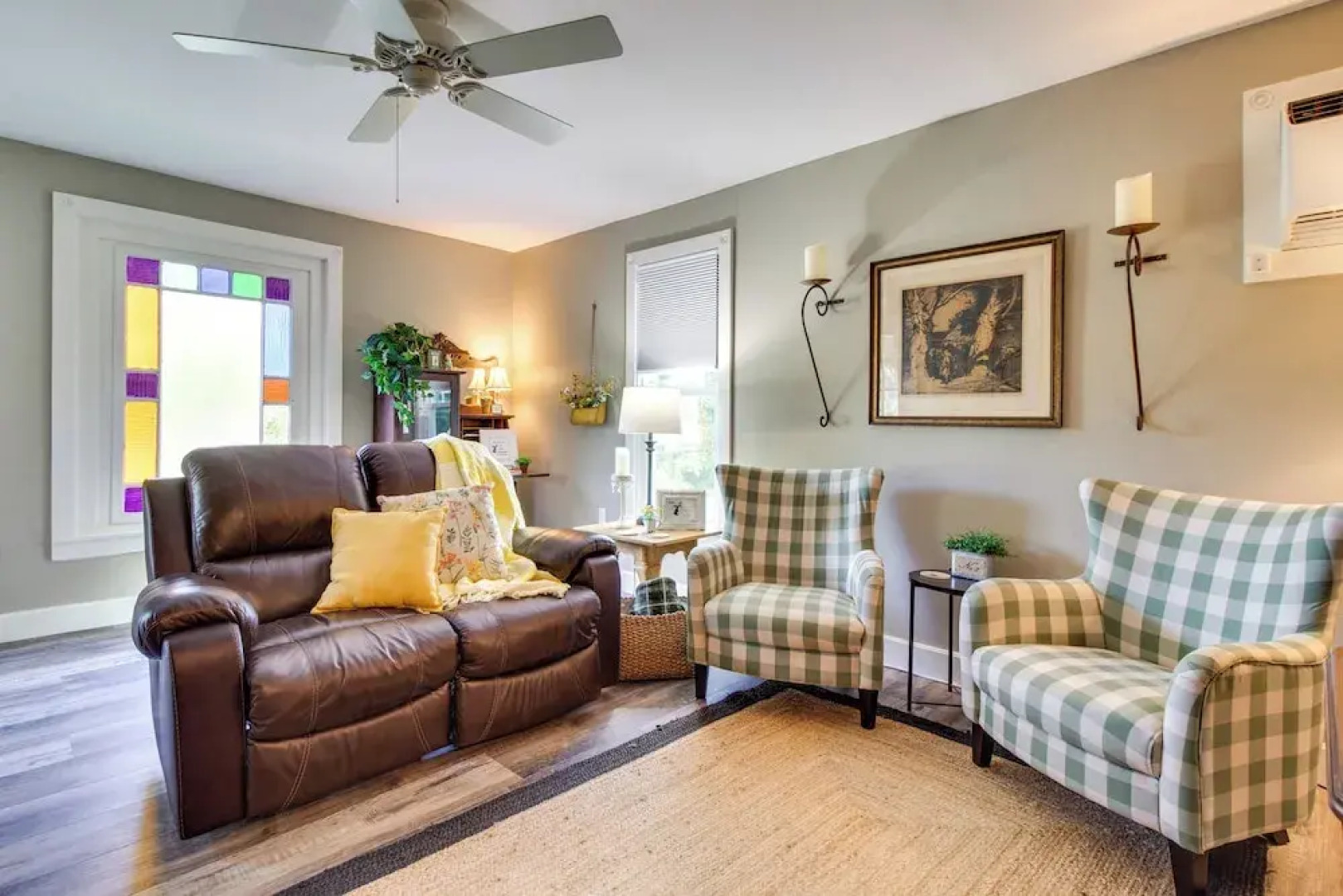 Updated Cotter Cottage: Walk to White River!