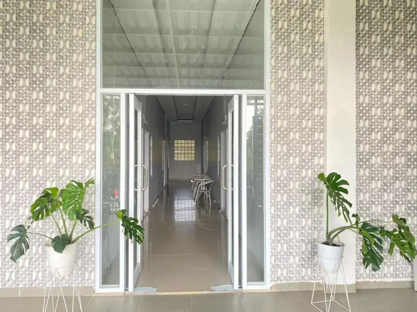 MJ Guest House Pusat Kota Malili Mitra RedDoorz