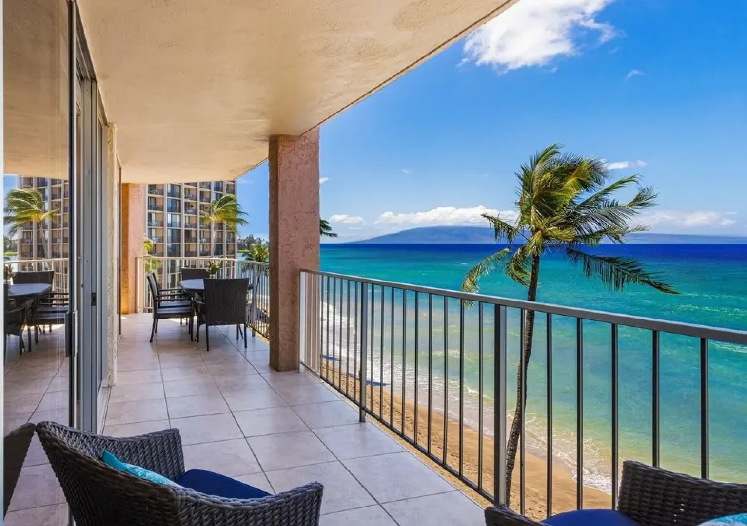 Royal Kahana 511 2bd/2.5ba 2 Bedroom Condo by Redawning