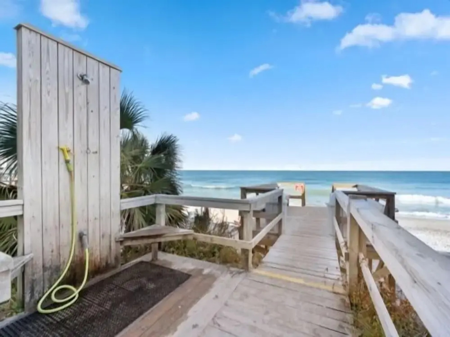 Turtle Cove 2 Bedroom Condo by RedAwning