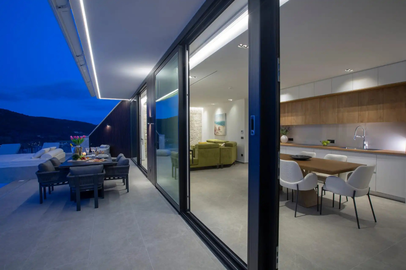 Pothos - Afroditi Villas Collection