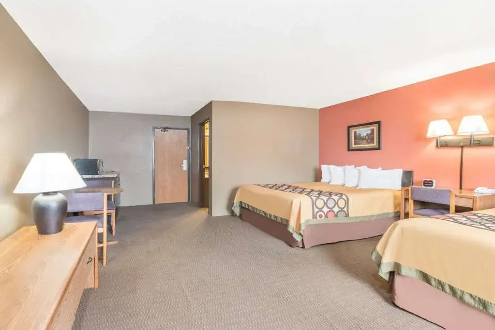 Super 8 by Wyndham Warroad