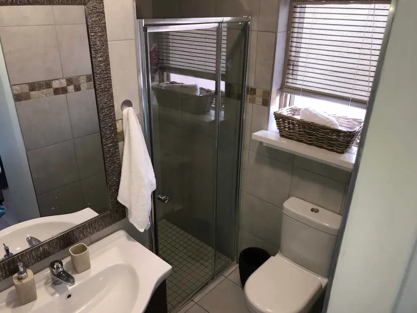 Six-four-two on Vincent