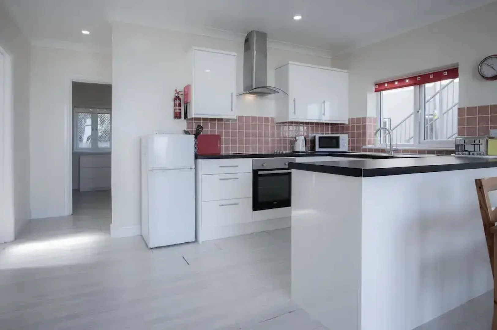 Sunbeam - 2 Bedroom Apartment - Pendine