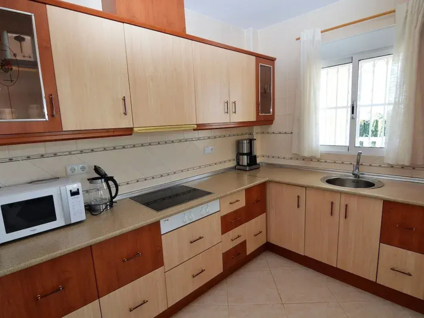 Captivating Villa in Rojales With Swimming Pool