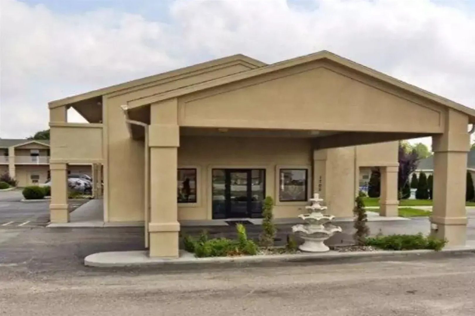 Quality Inn & Suites Big Rapids near University