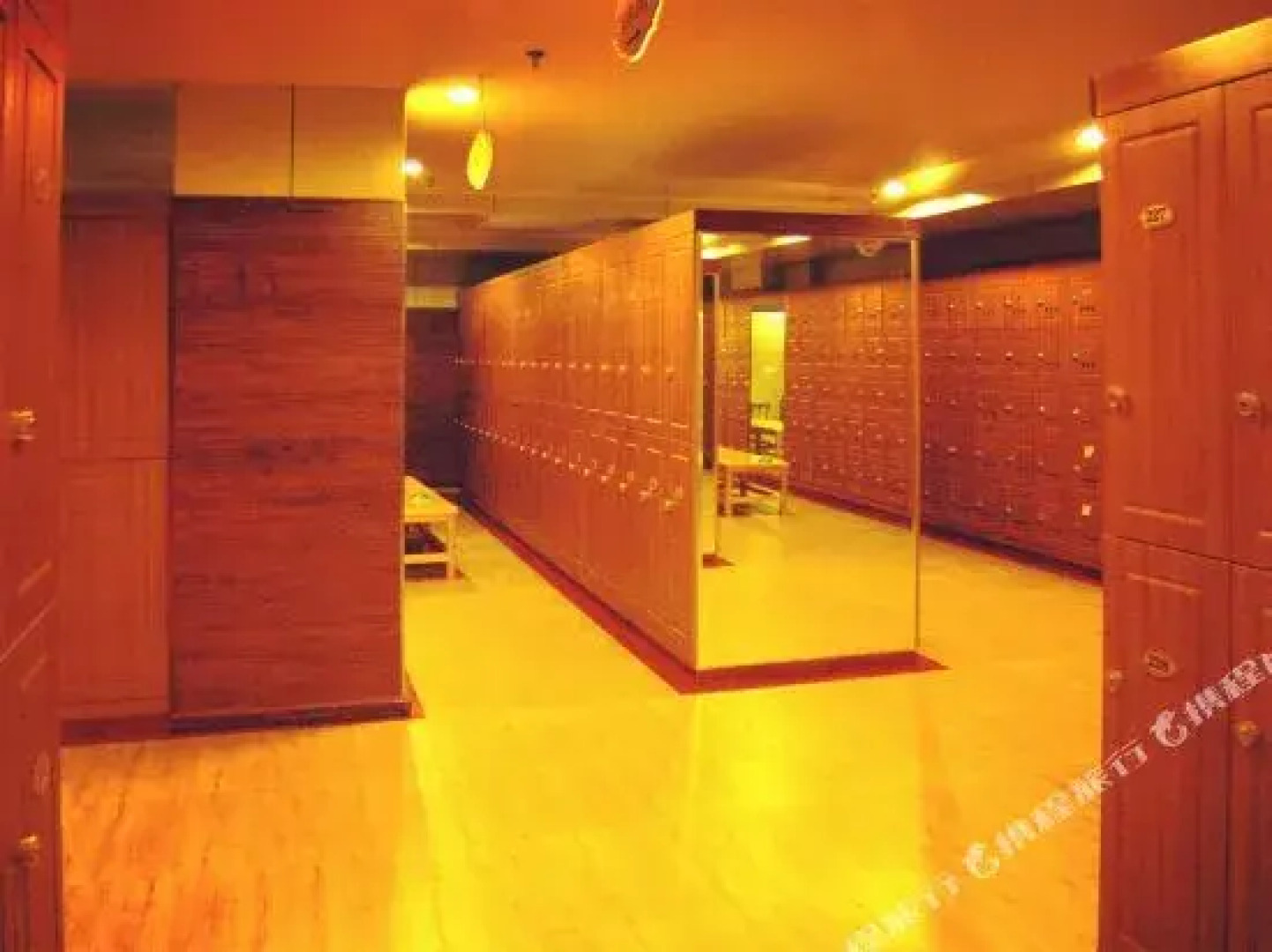 Yinpu Bathing Hotel (Yanbian University Wanghongqiang Branch)