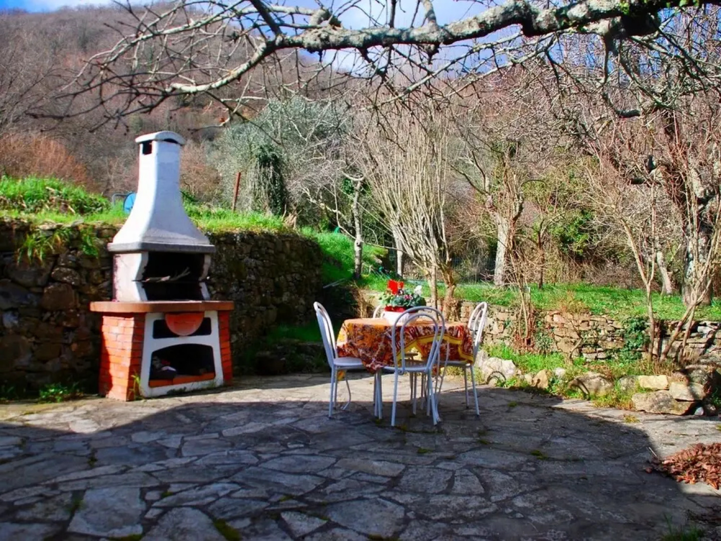 Rustic Home in the Countryside for a Holiday Full of Relaxation and Privacy