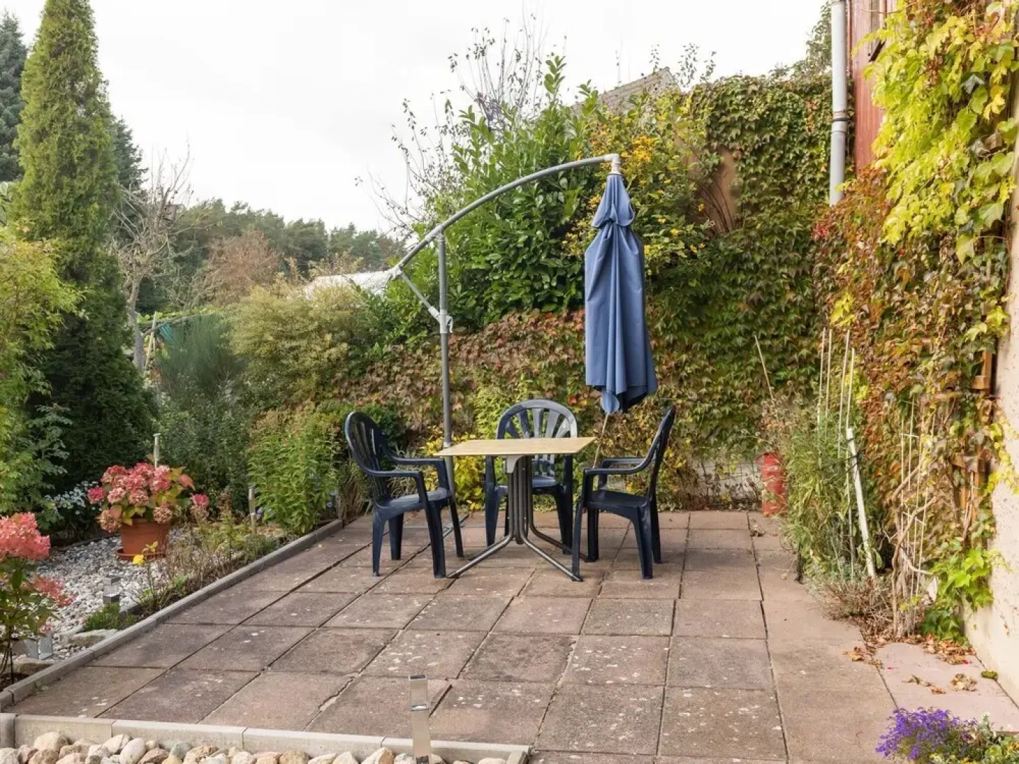 Cozy Apartment near Sea in Warin