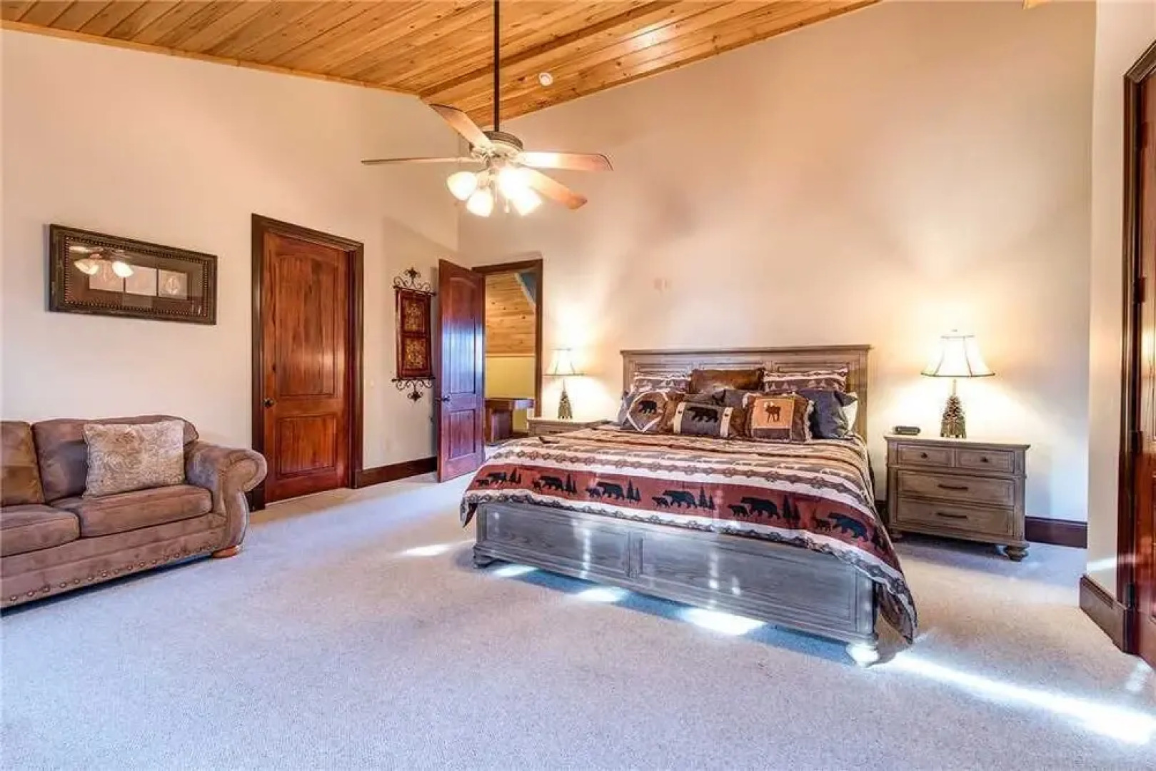 Pool On Summit Point - Four Bedroom Cabin