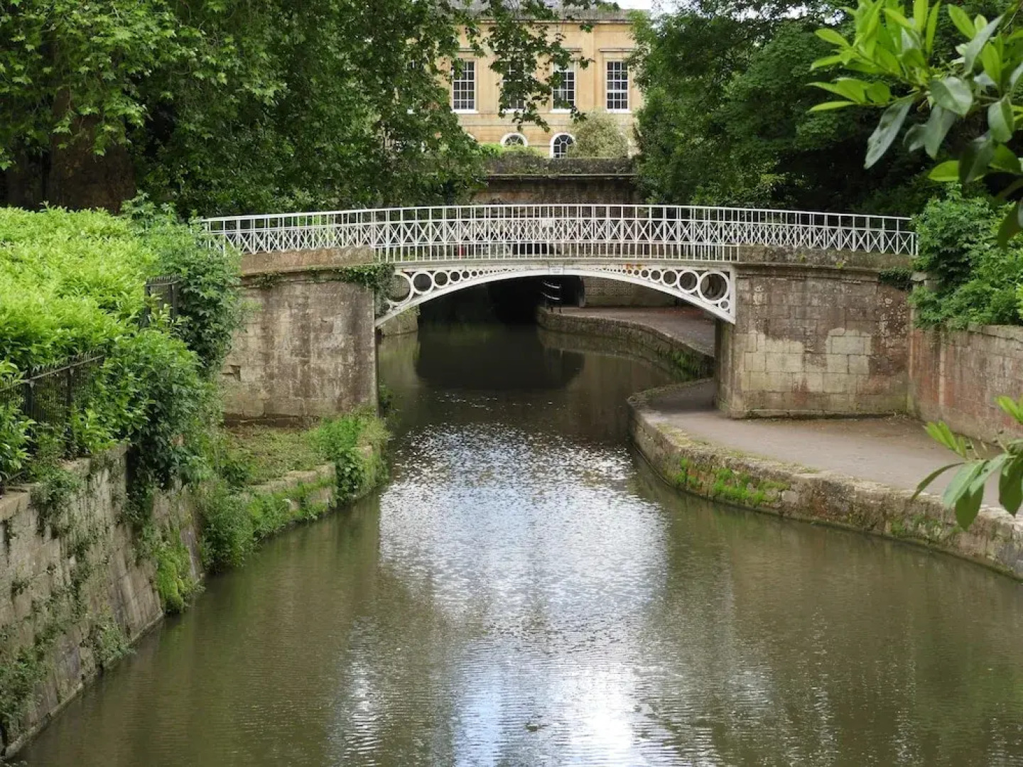 Bath Backpackers Hostel