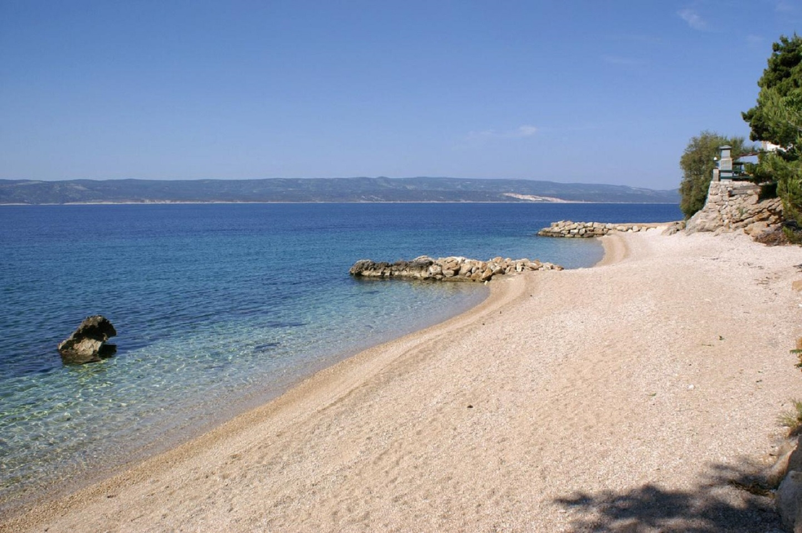 Apartment Niko - 50 m from pebble beach: A4 Pisak, Riviera Omis