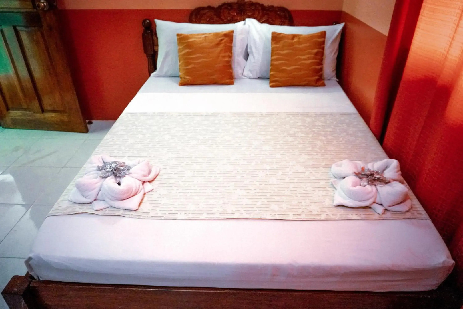 La Solana Suites And Resort