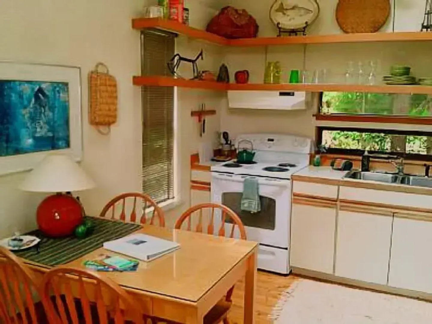 Skiff Point Guest House