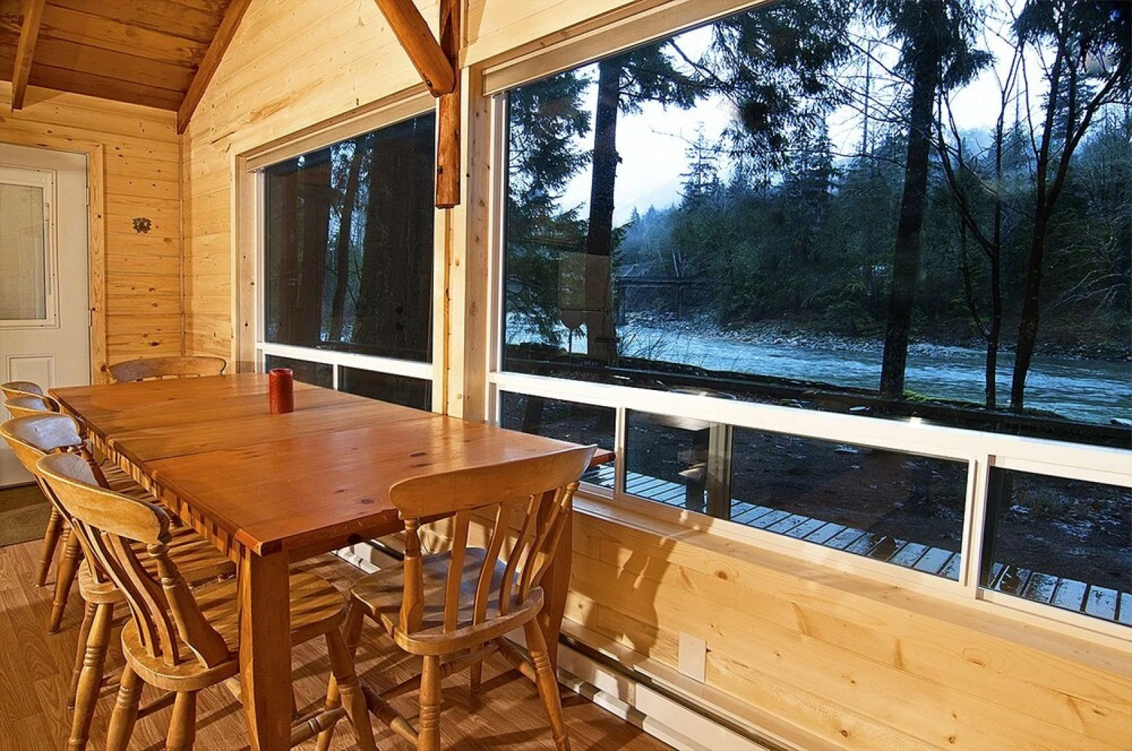 Wild Sky Escape - One Bedroom Cabin with Hot Tub