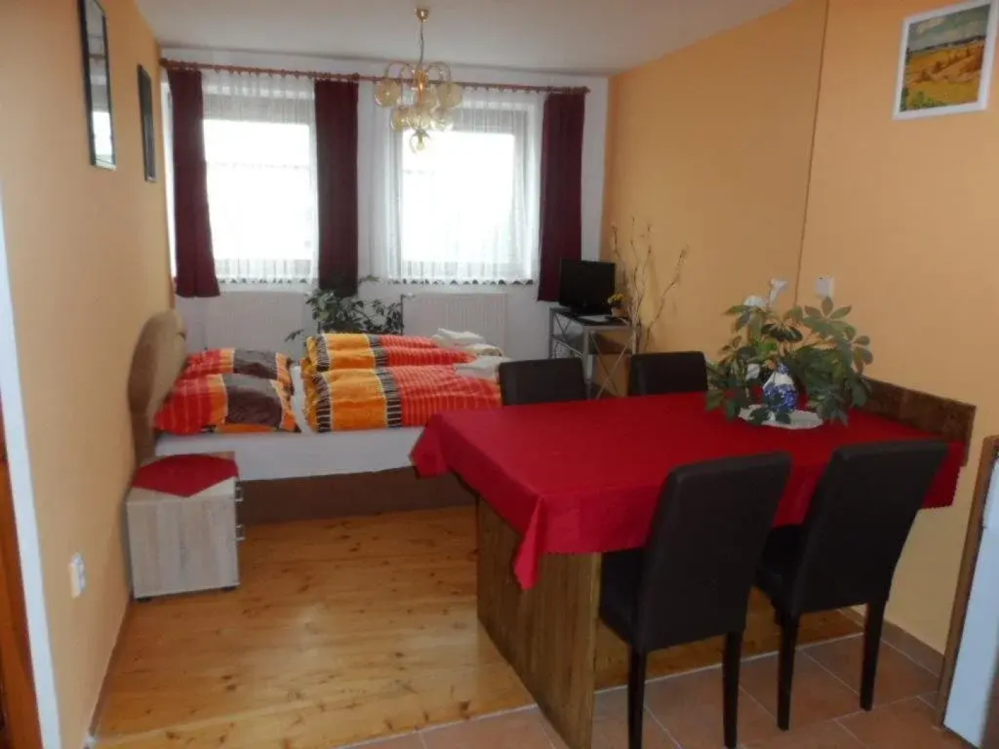 Penzion a restaurace U Třeboňského kola