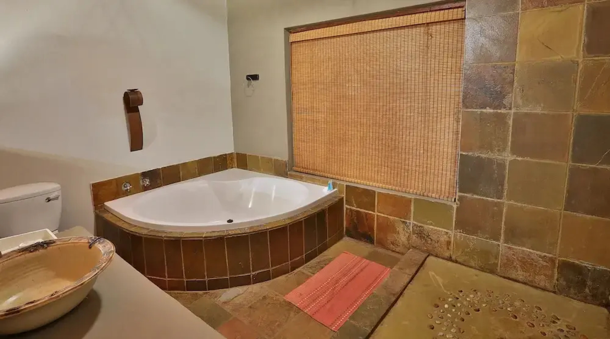 Mangwa Valley Game Lodge & Spa