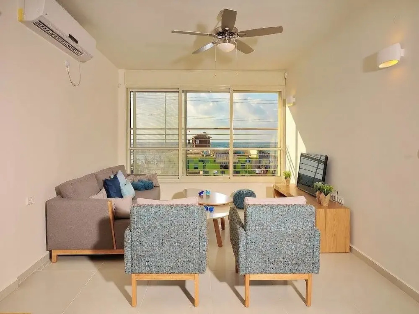 Housea - Sea View apartment
