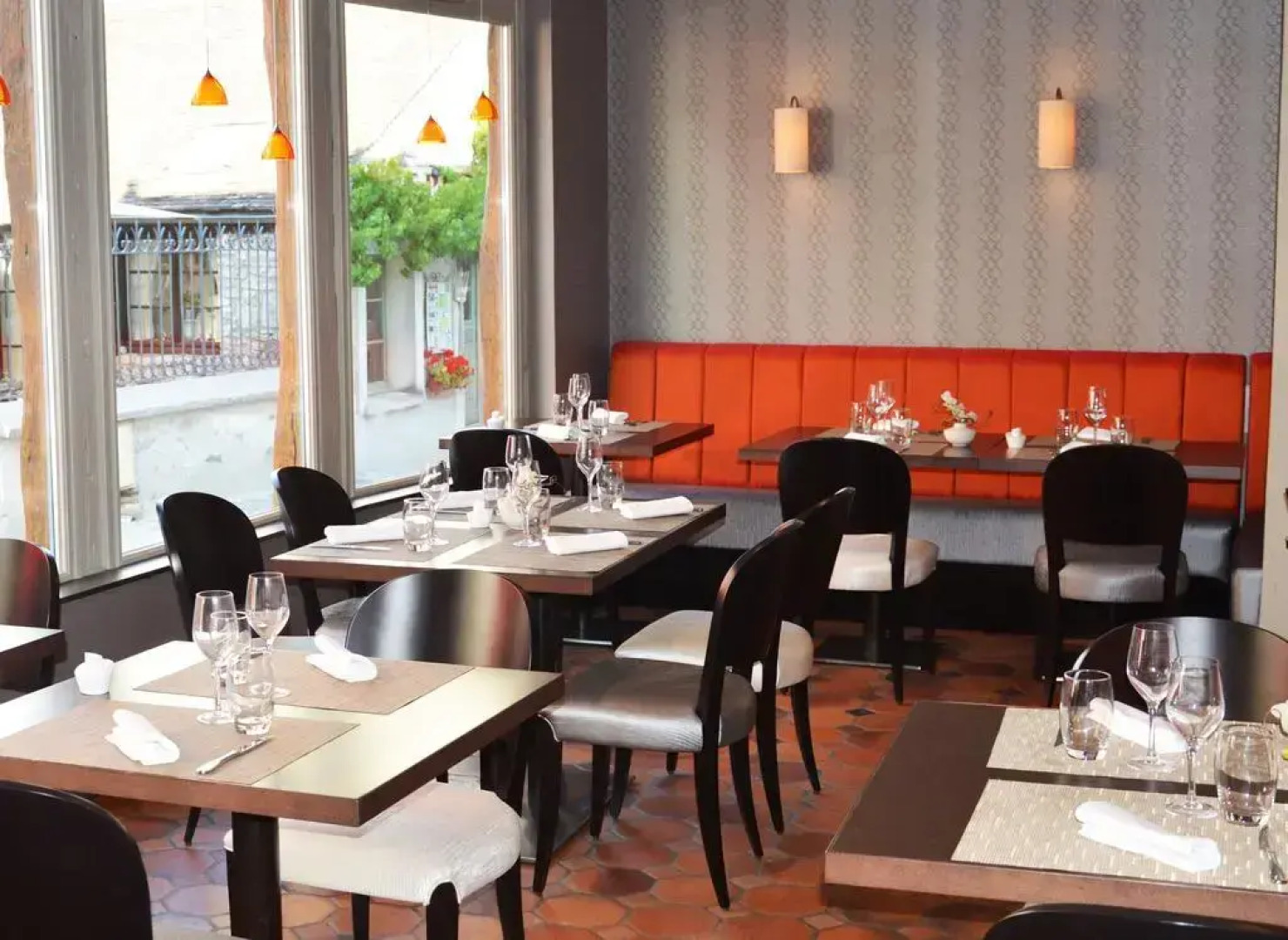 Hôtel Aux Vieux Remparts