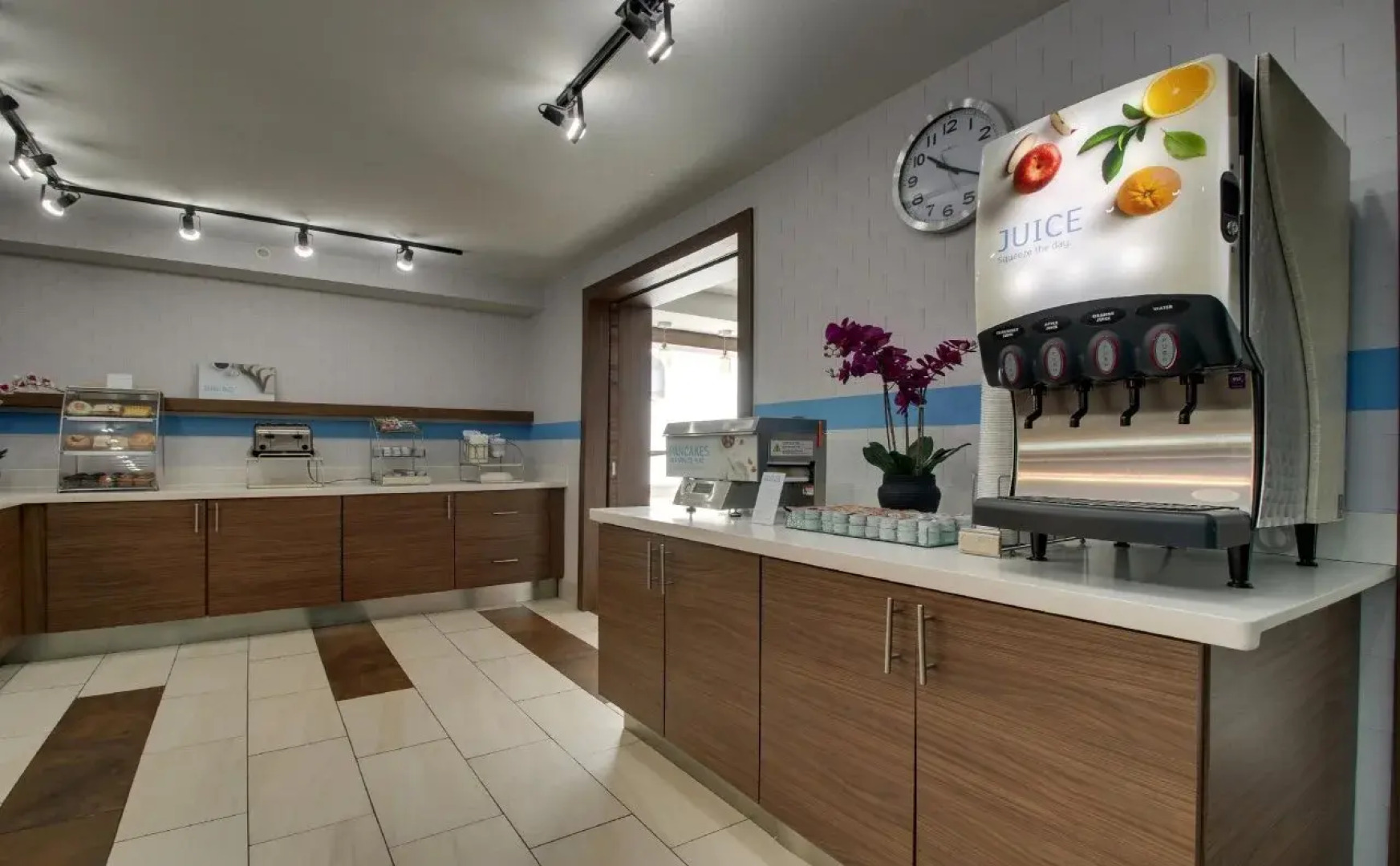 Holiday Inn Express & Suites Wapakoneta by IHG