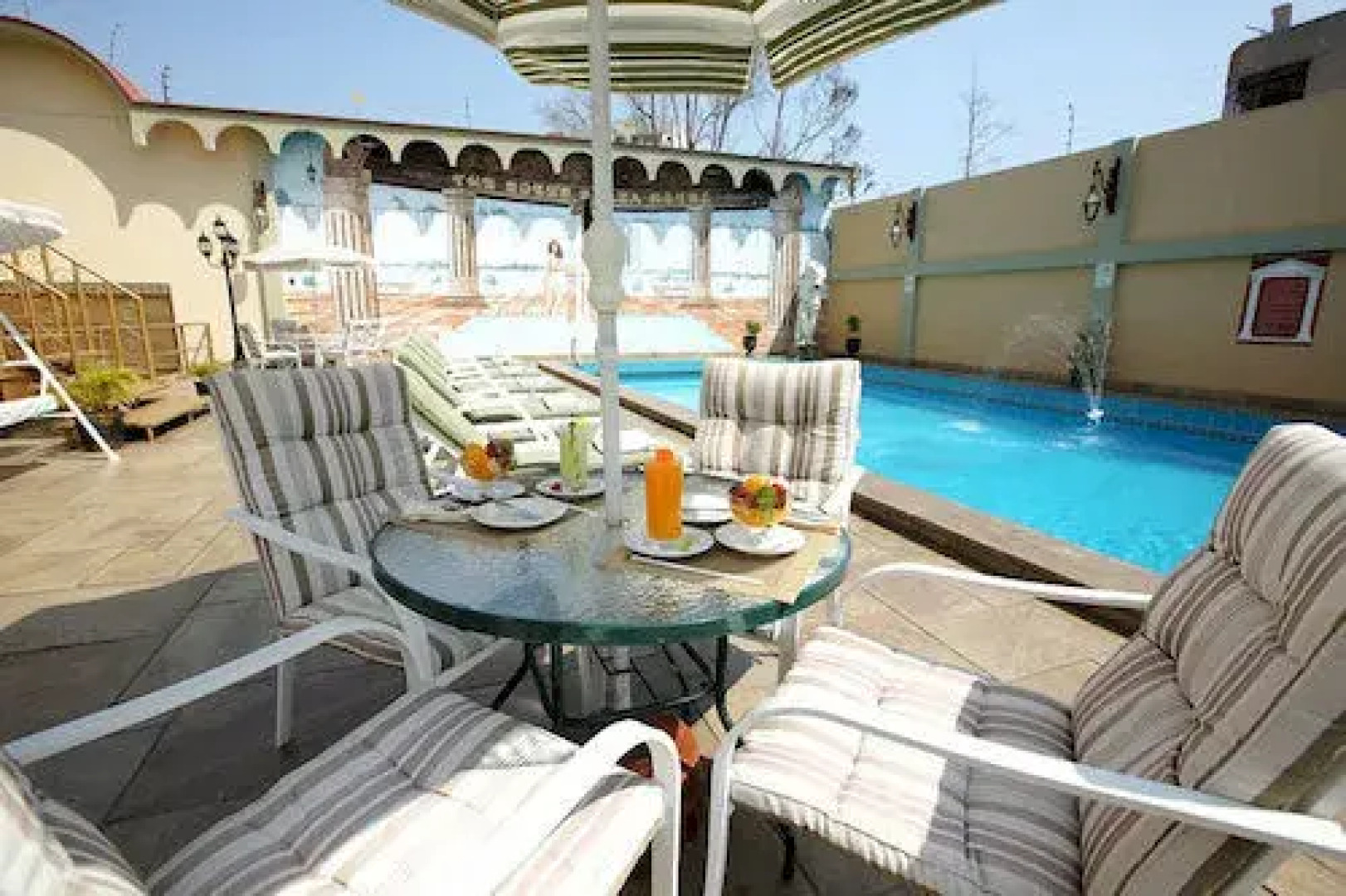 The Rokes Plaza Hotel