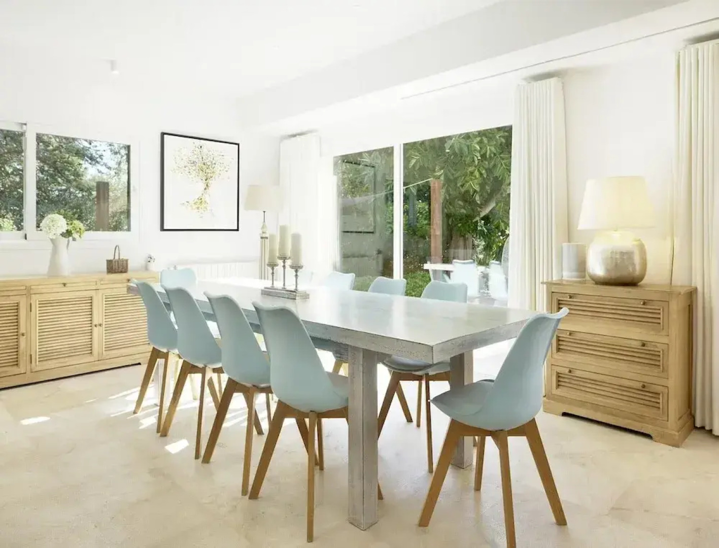 Villa on the Foot of La Font Hills