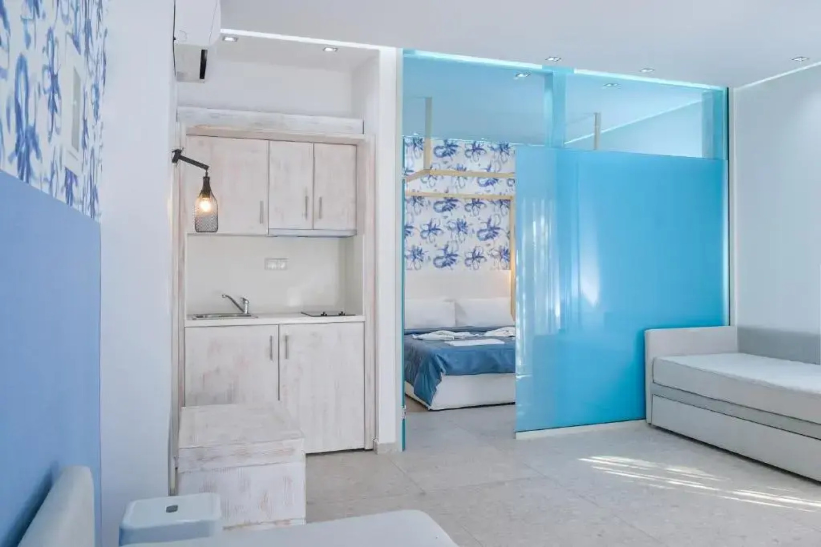 The Elegant Apartments